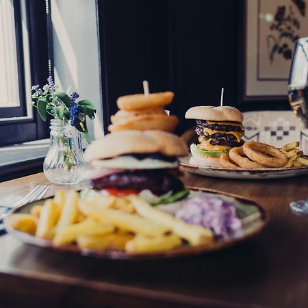 The Bulls Head Hotel 헤일 외부 사진